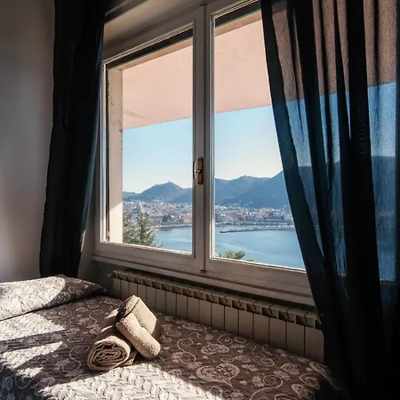 Window Flat - The House Of Travelers * Como